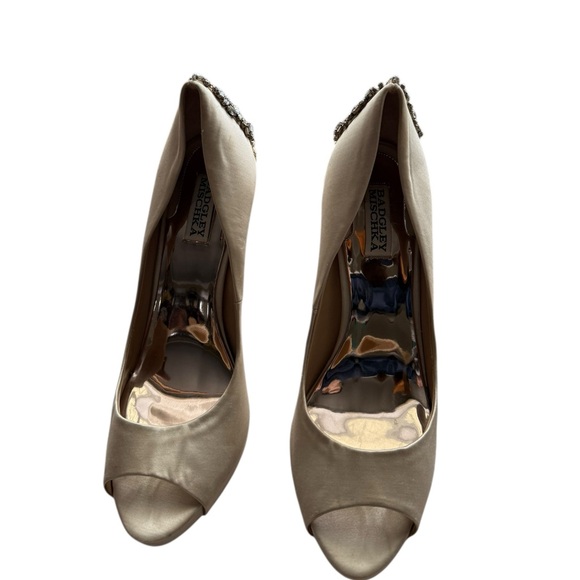 Badgley Mischka Luxury Elegant Satin Peep-Toe Heels with Crystal Embellishments - Picture 4 of 6